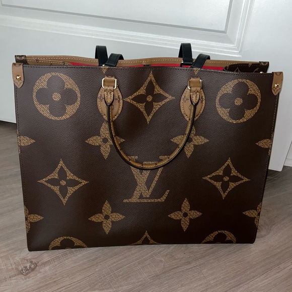 Louis Vuitton On The Go Tote GM - Picture 4 of 14